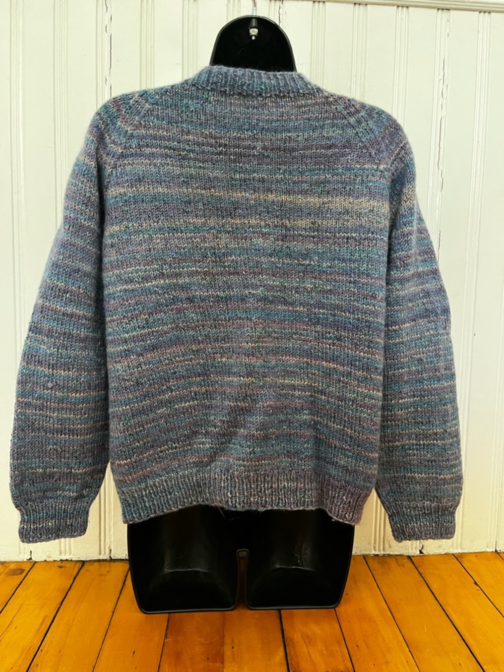 Handmade Heathered Wool Long Sleeve Cardigan, Size Medium - Picture 7 of 11